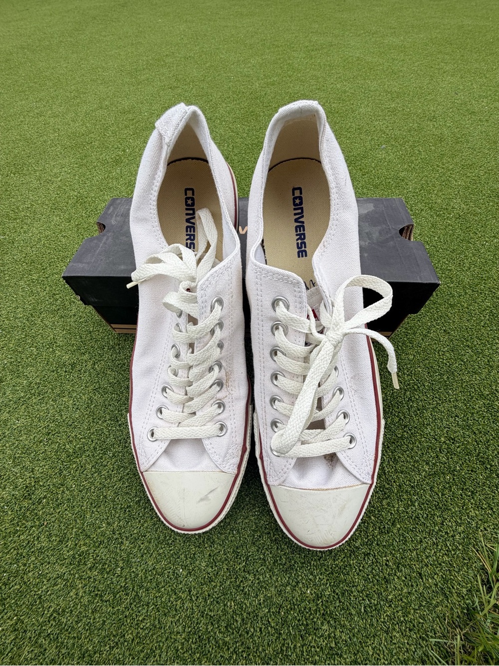 Converse Optic White Low-Top Unisex Sneakers
